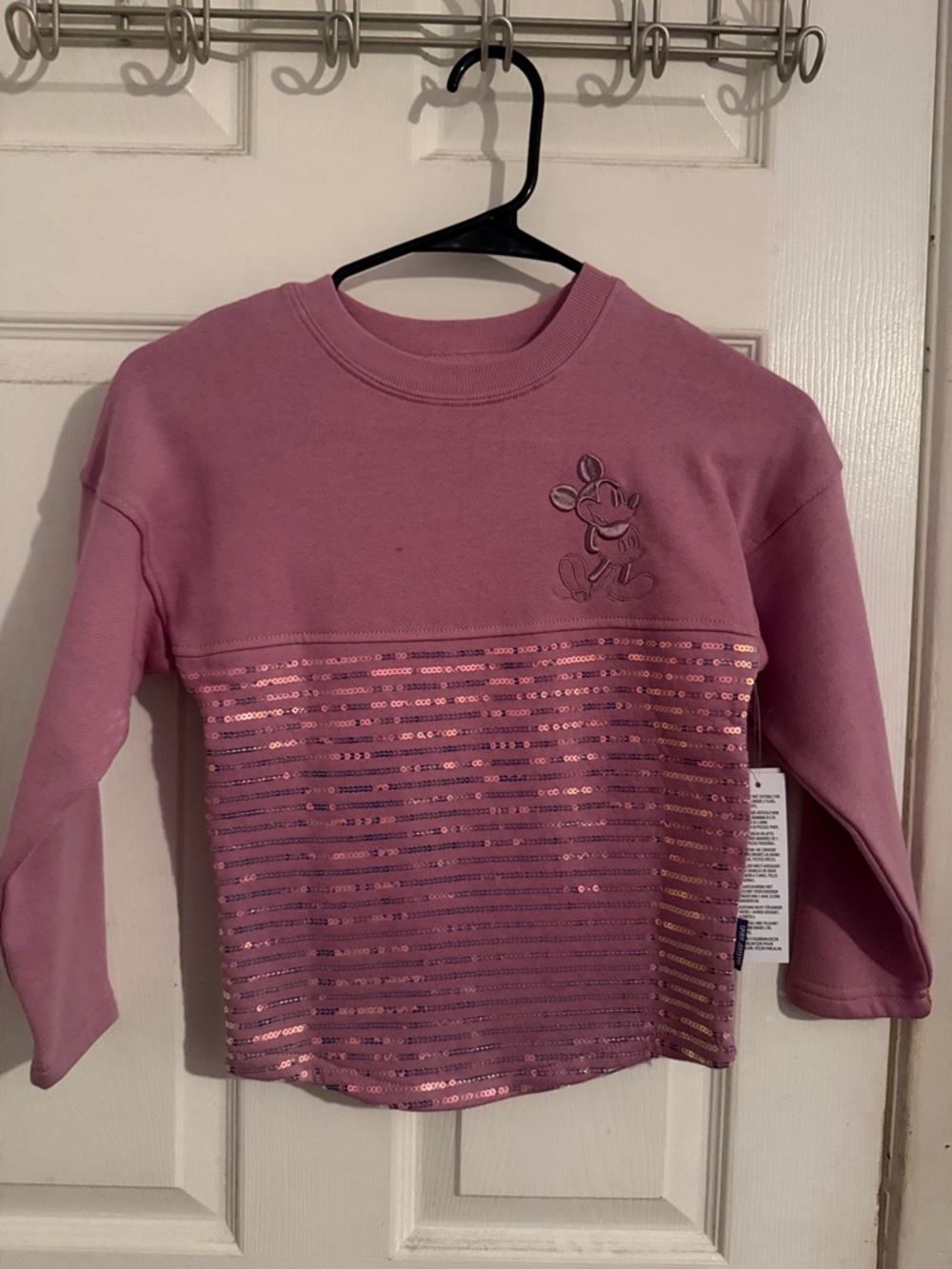Disneyland kids sequenced spirit jersey 
Size XS(4)